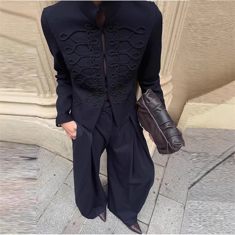 Damen Militärisch inspirierte Kurzjacke mit Kordel- und Hakenverzierung Drune
