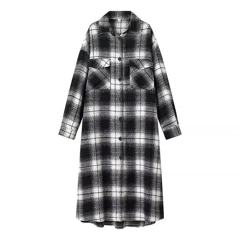 Damen Longline-Karo-Überhemd mit Oversize-Schnitt und aufgesetzten Pattentaschen Drune