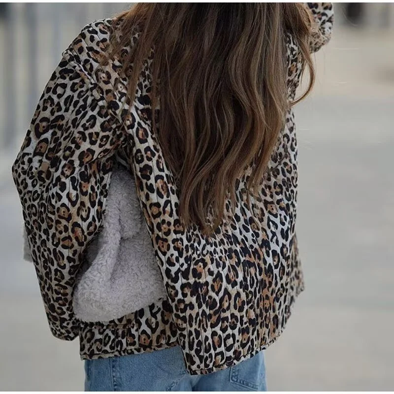 Damen Leichte Blousonjacke im Leopardenprint mit Bindebändern und aufgesetzten Taschen Drune