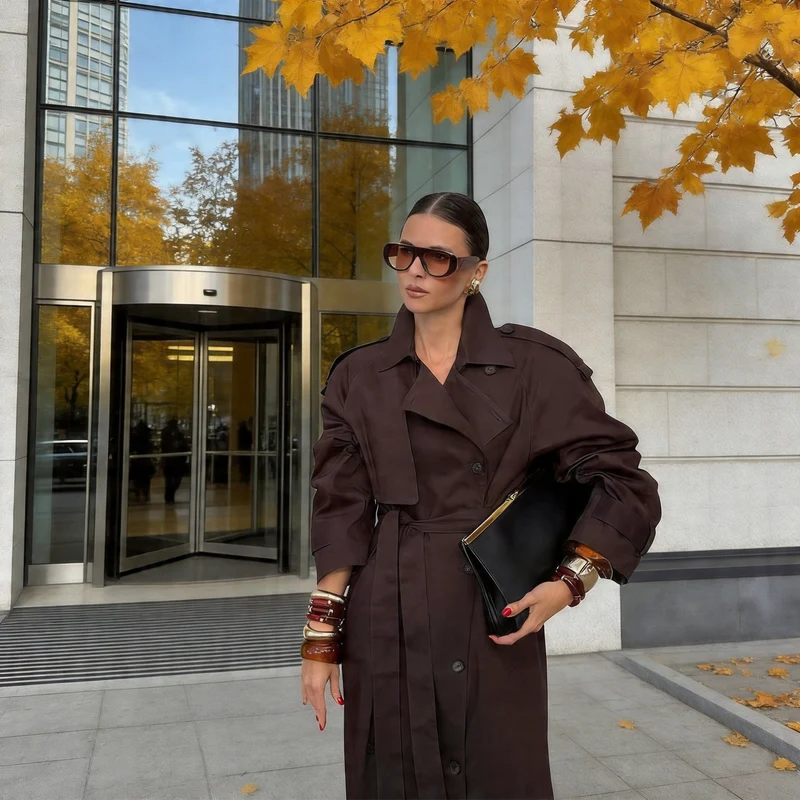 Damen Langer Taillierter Trenchcoat mit Bindegürtel und Doppelreihe Drune