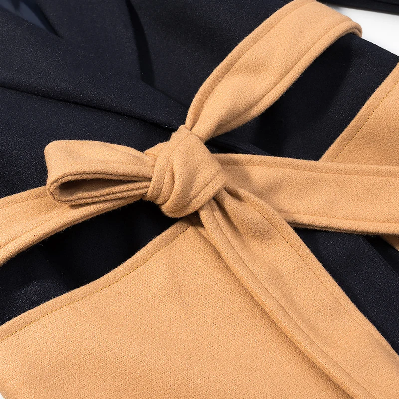 Damen Kurzmantel mit Bindegürtel, Kontrasttaschen und Kunstfellmanschetten Drune
