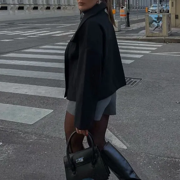 Damen Kurzmantel im Oversize‑Cut mit Doppelreiher und weitem Umschlagkragen Drune
