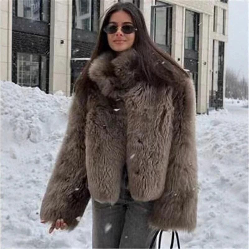 Damen Kurze Kunstfelljacke mit hohem Stehkragen und Oversized‑Silhouette Drune
