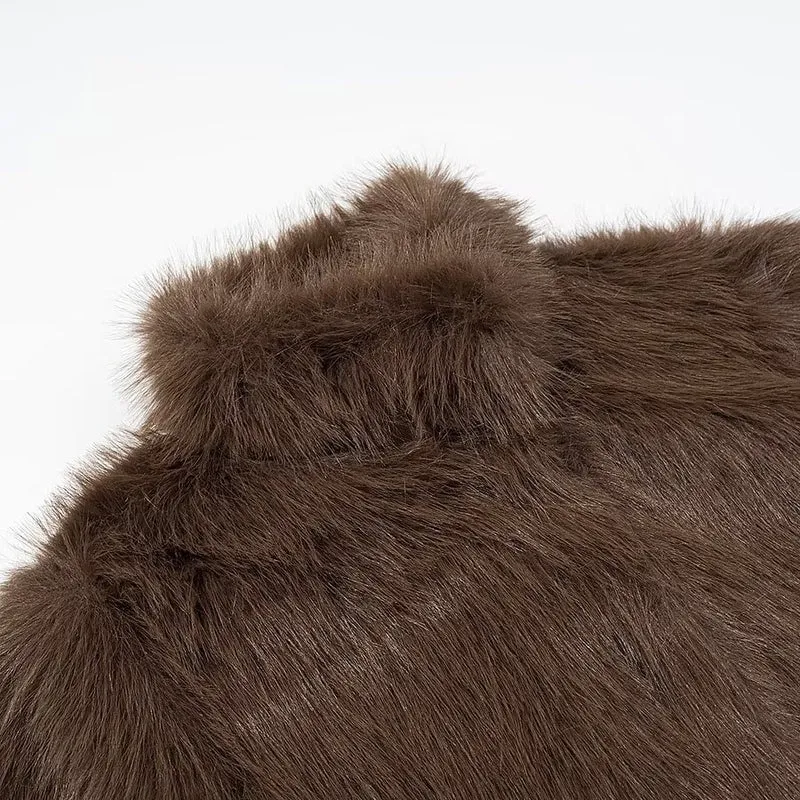 Damen Kurze Kunstfelljacke mit hohem Stehkragen und Oversized‑Silhouette Drune