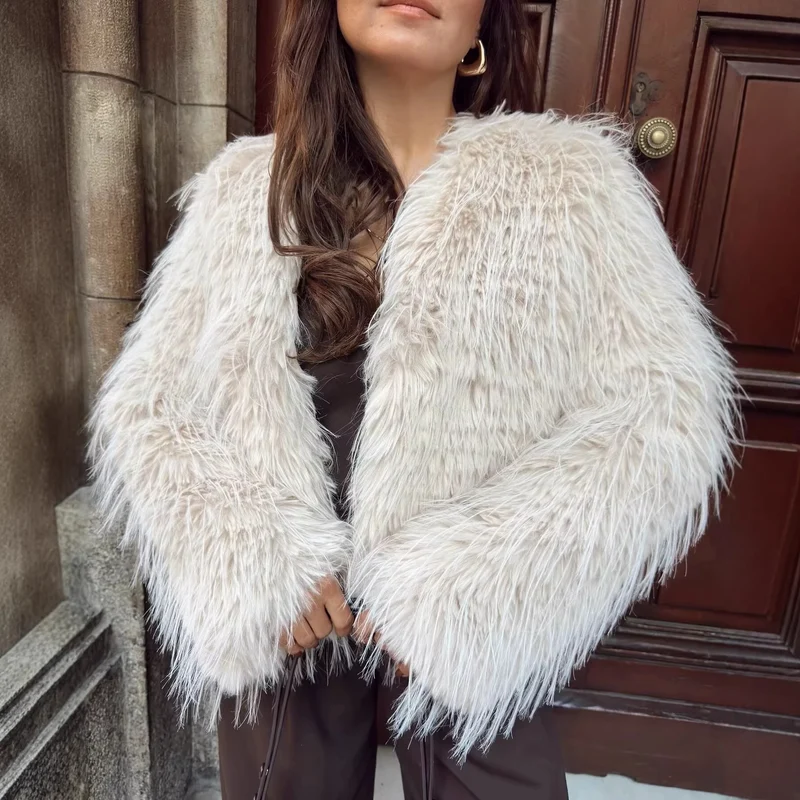 Damen Kurze Flauschige Kunstfelljacke mit voluminöser Textur Drune