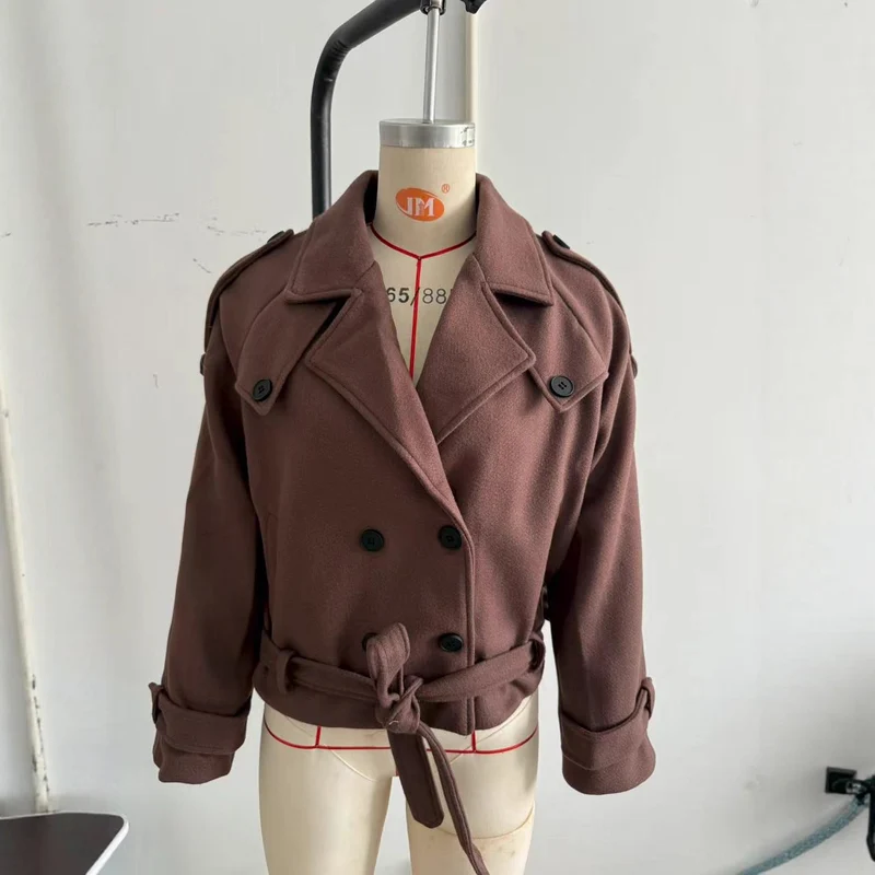Damen Kurz geschnittener Oversize-Wollmix-Peacoat mit weitem Revers und Bindegürtel Drune