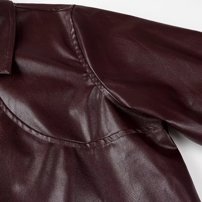 Damen Kurz geschnittene Lederoptik-Jacke mit betonten Schultern, Reißverschluss und Hemdkragen Drune