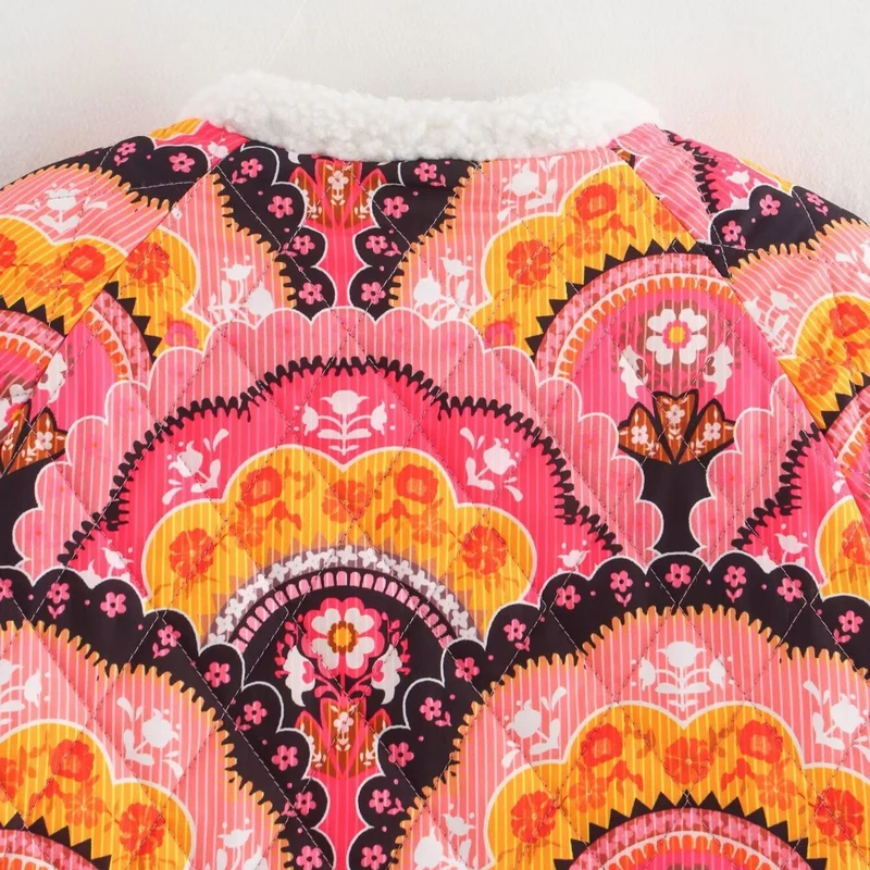 Damen gesteppte Jacke mit Teddyfutter und retro-inspiriertem Allover-Print Drune