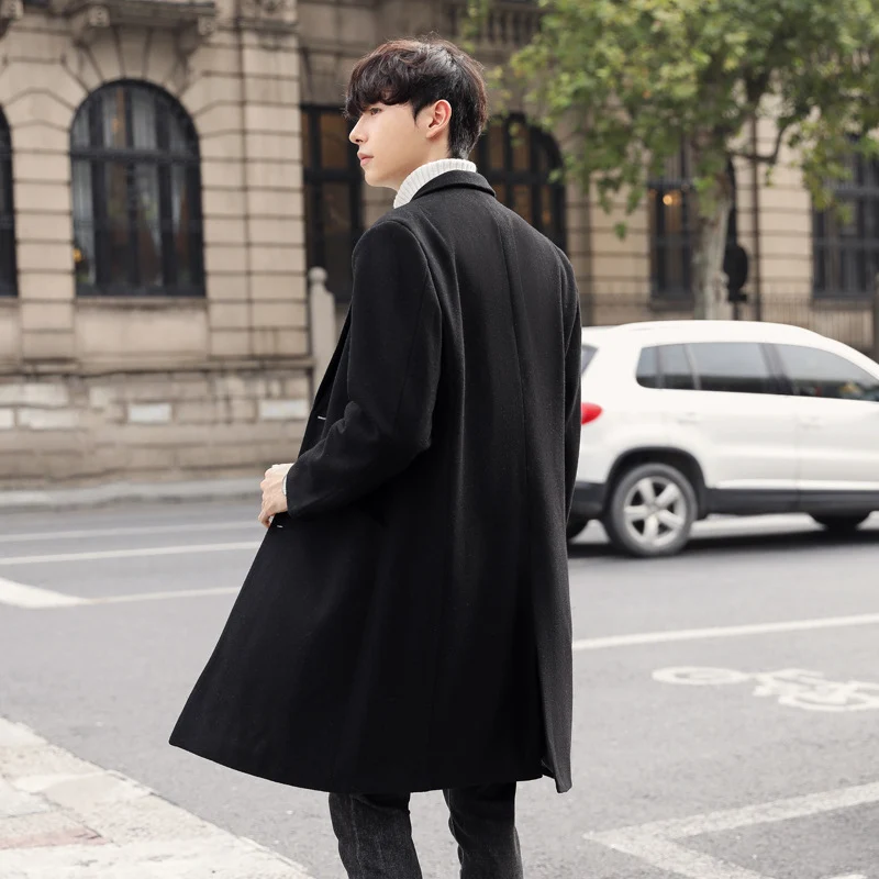 Herren Eleganter Longcoat aus Wollmix mit verdeckter Knopfleiste und Rückenschlitz Drune