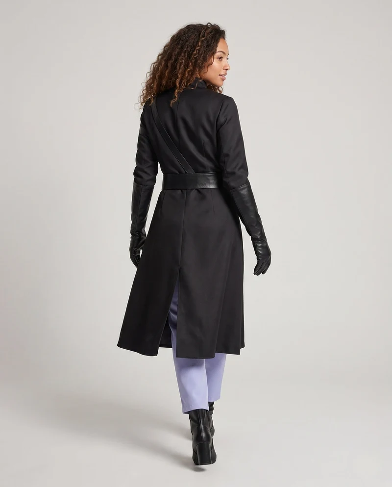 Damen Cosplay-Gewand mit schickem Umhang, Handschuhen und elegantem Hosenensemble Drune