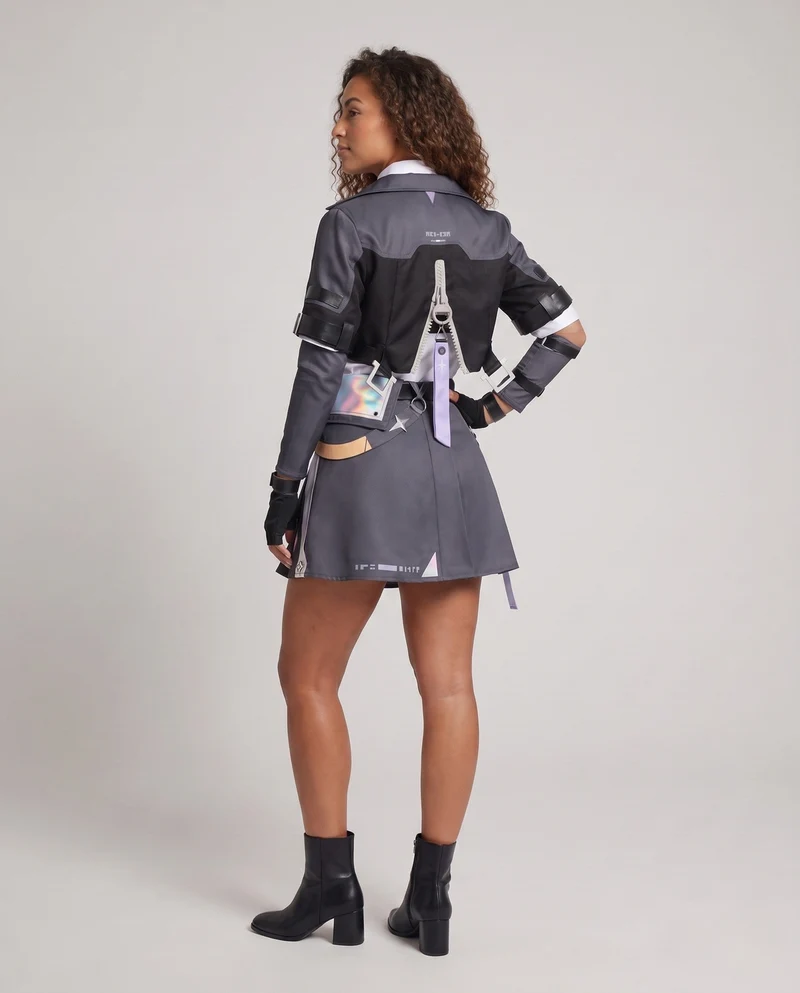 Damen Cosplay-Kostümset mit modischem Jacken-Rock-Stil und vielfältigen Accessoires Drune