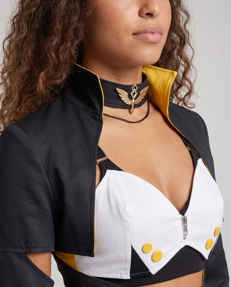 Damen Cosplay-Set mit modischem Oberteil, Shorts, Socken und Accessoires Drune