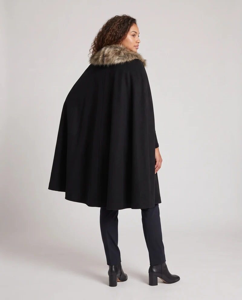 Damen eleganter Kapuzenumhang mit geschmeidigem Schnitt und kunstvollen Verzierungen Drune