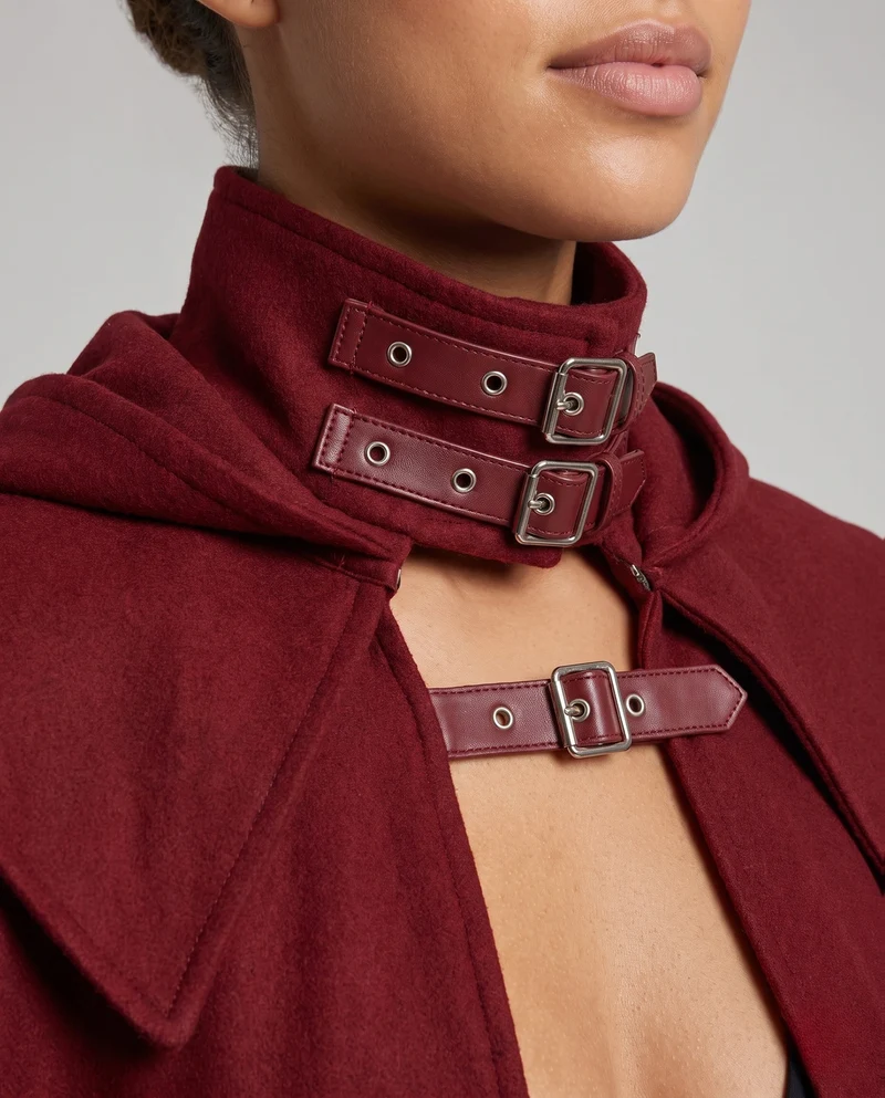 Damen eleganter Kapuzenumhang mit kunstvollen Details Drune