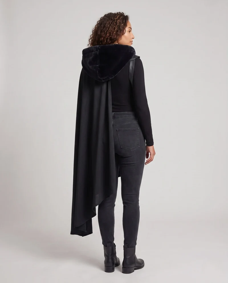 Damen eleganter Kapuzenumhang mit kunstvollen Schnallen Drune