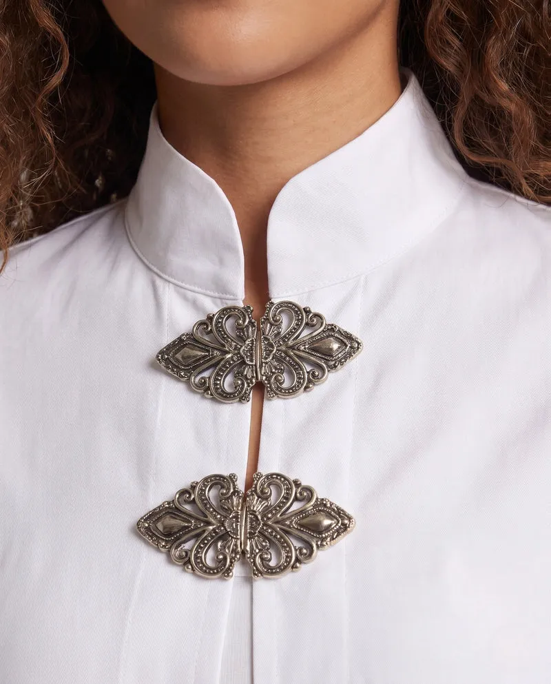Damen eleganter Umhang mit kunstvollen Verschlüssen Drune