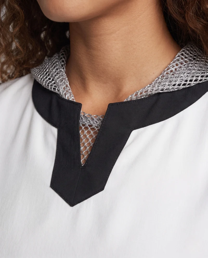 Damen Kostümset mit gestreiftem Kleid und Kettenhemd-Elementen Drune