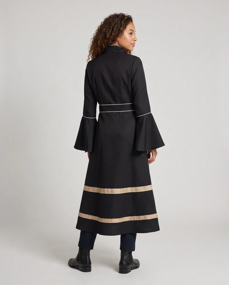 Damen Langarmkleid mit Glockenärmeln und goldenen Akzenten Drune