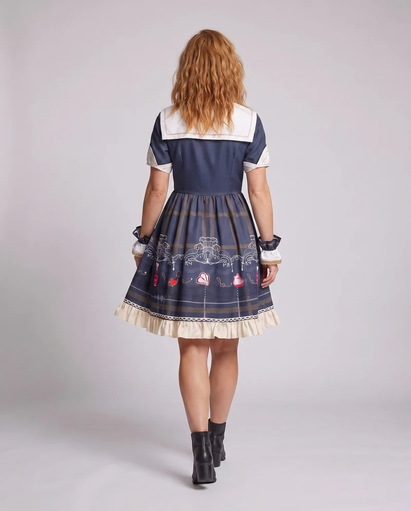 Damen verspieltes Gothic-Kleid mit eleganten Rüschendetails und kunstvollen Accessoires Drune