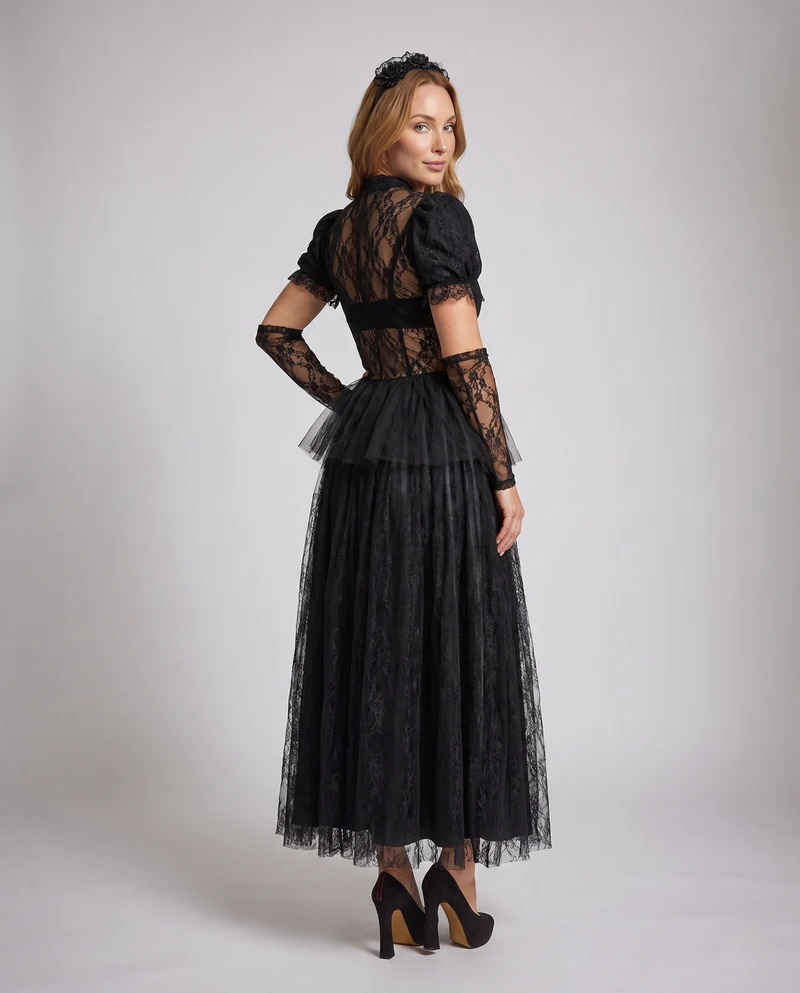 Damen Elegantes Gothic-Kleid mit Spitzen- und Tüllakzenten Drune