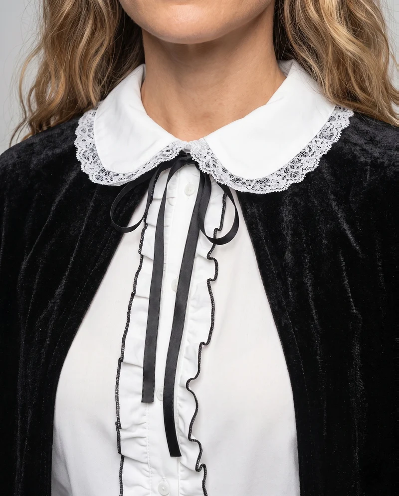Damen Hexenkostüm mit voluminösem Cape und detailreicher Bluse Drune