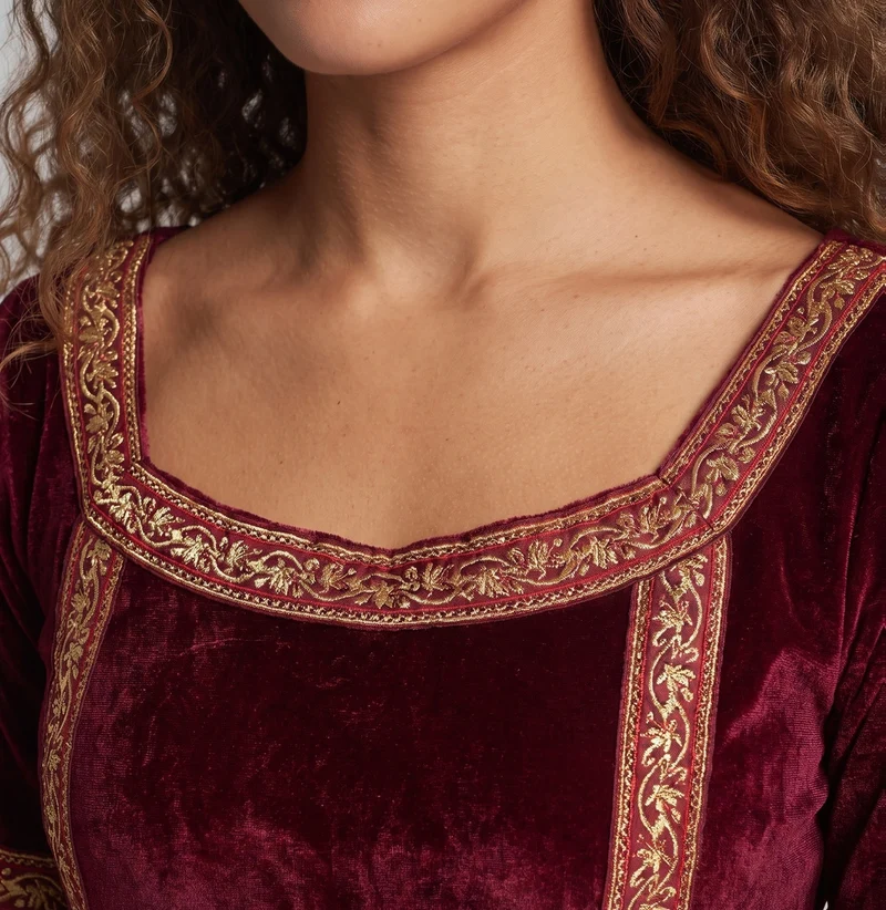 Damen Mystisches Hexen-Kostüm aus Velours mit Blickfang-Detail Drune