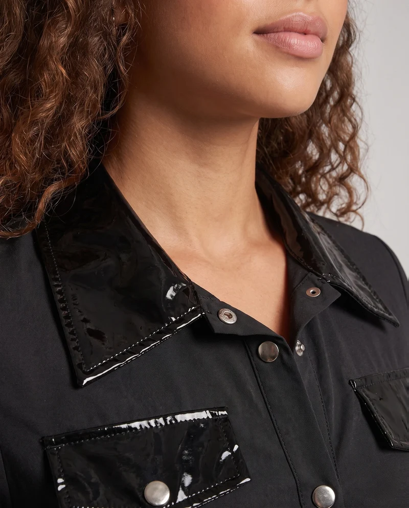 Damen sexy Polizeikostüm mit stylischem Gürtel und schimmernden Akzenten Drune