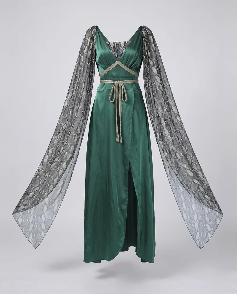 Damen Kostüm im Medusa-Stil mit schimmerndem Satin und transparenten Ärmeln Drune