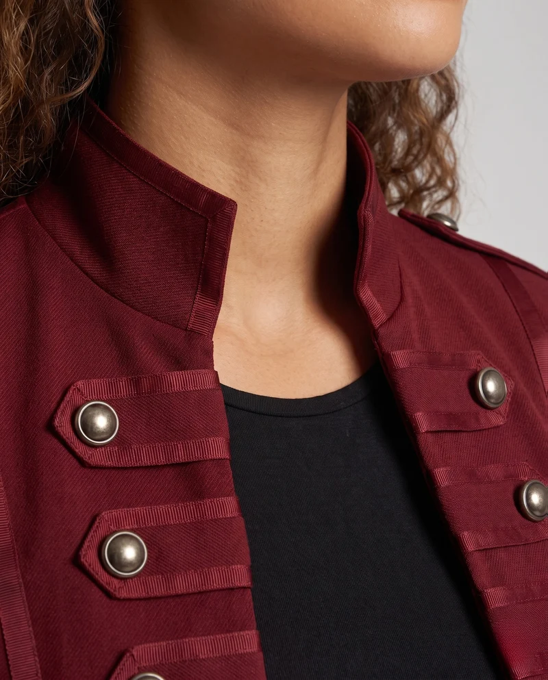 Damen Eleganter Kappenkleid mit asymmetrischem Saum und schicken Details Drune