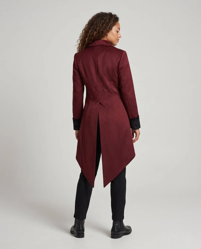 Damen Eleganter Langmantel mit kunstvollen Verzierungen Drune