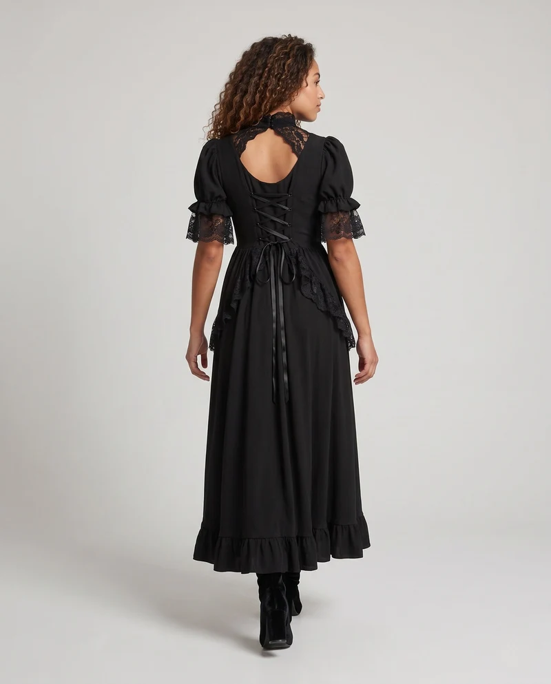 Damen Elegantes Abendkleid mit Rüschendetails und Spitzenakzenten Drune