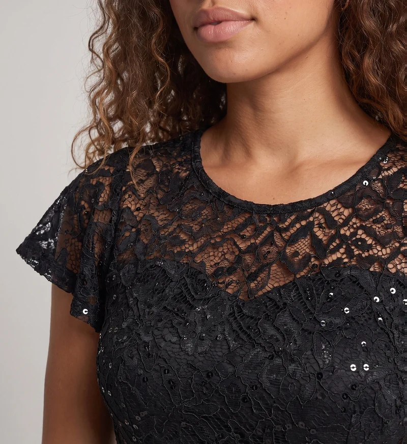 Damen Elegantes Maxikleid mit Spitzenoberteil und Fließendem Saum Drune