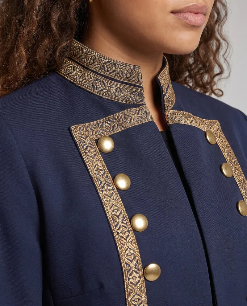 Damen historischer Militärmantel mit luxuriösen Verzierungen und elegantem Schnitt Drune