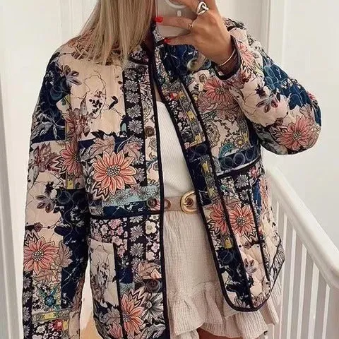 Damen Gepatchte Steppjacke in floraler Patchwork‑Optik Drune