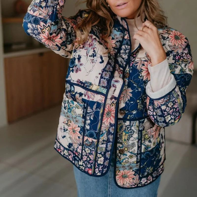 Damen Gepatchte Steppjacke in floraler Patchwork‑Optik Drune