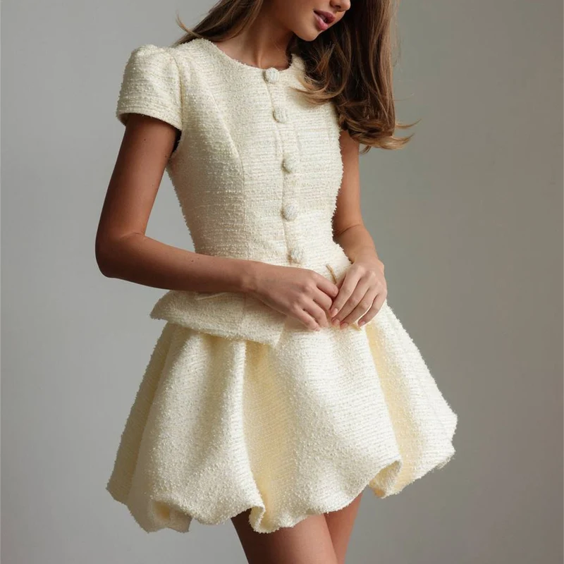 Damen Figurbetontes Tweed-Minikleid mit Schößchen und Knopfleiste Drune