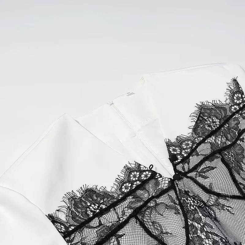 Damen Figurbetontes Minikleid mit Korsagen‑Optik und Spitzenapplikation Drune