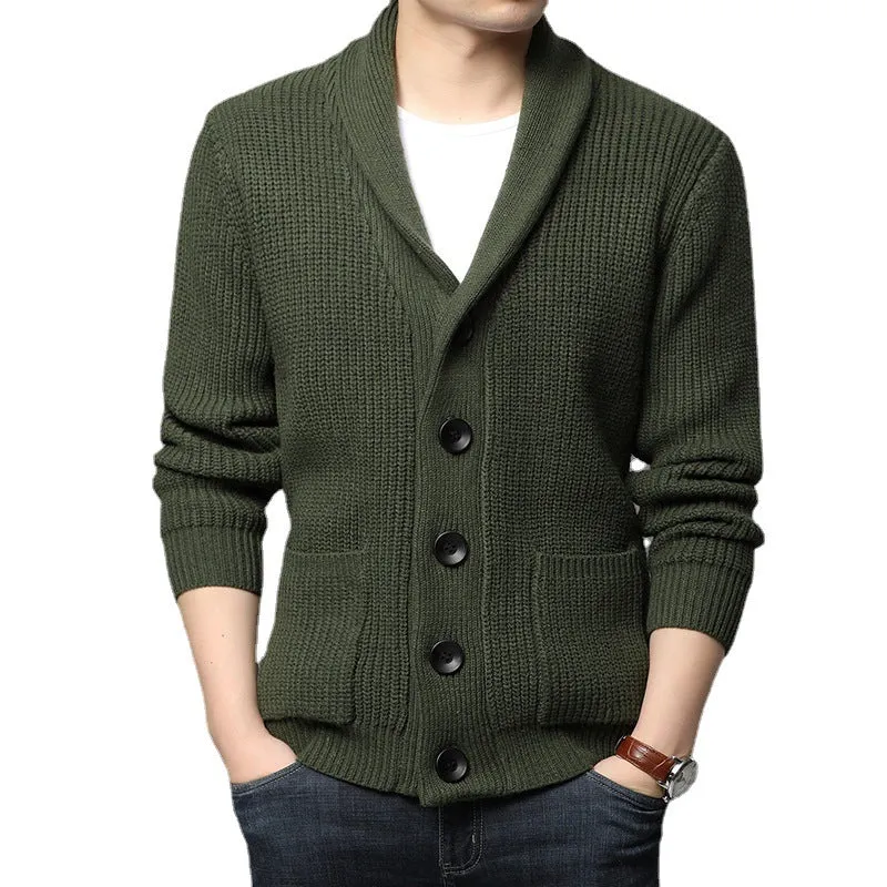 Herren Grobstrick-Cardigan mit Schalkragen, aufgesetzten Taschen und Knopfleiste Drune