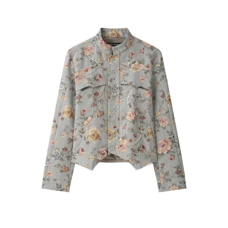 Damen Kurzjacke im Jacquard‑Blütenmuster mit Stehkragen und Zierknopfleiste Drune
