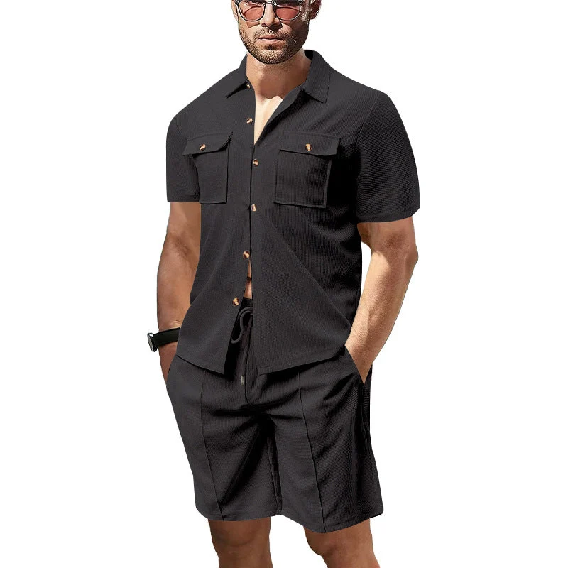 Herren nan modernes Kurzarm-Hemden-Set im Resortstil mit aufgesetzten Pattentaschen, offenem Reverskragen und Kordelzug-Bermuda aus Strukturjersey Drune