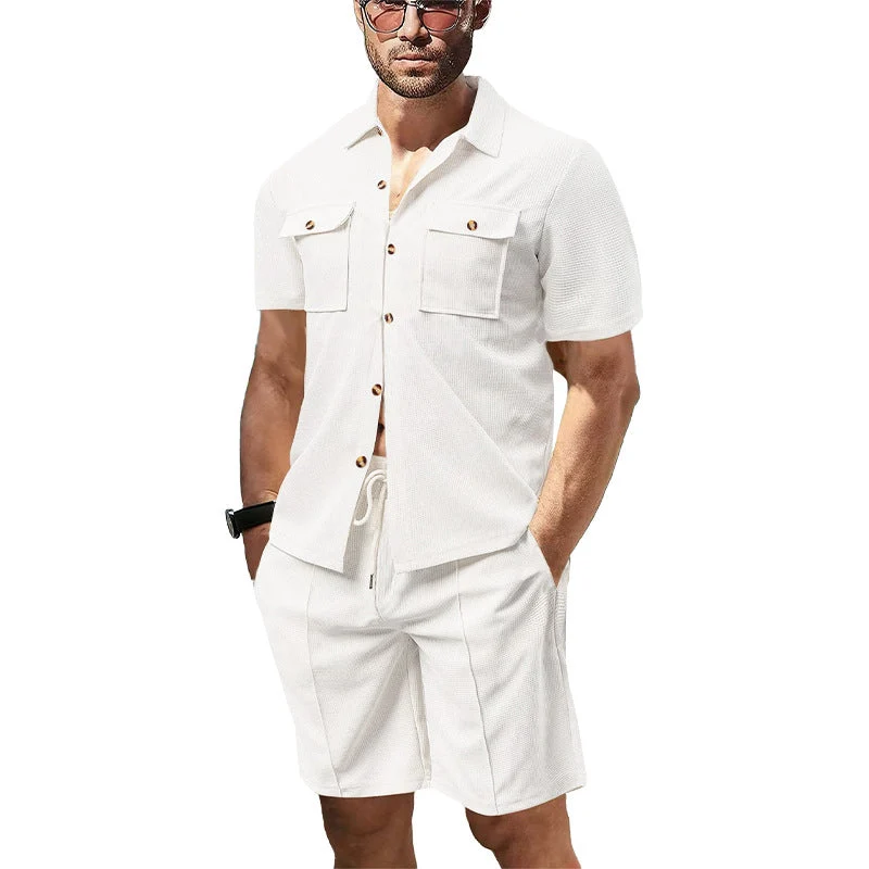 Herren nan modernes Kurzarm-Hemden-Set im Resortstil mit aufgesetzten Pattentaschen, offenem Reverskragen und Kordelzug-Bermuda aus Strukturjersey Drune