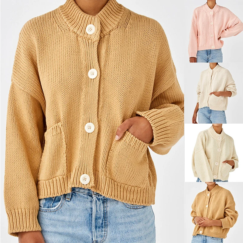 Damen Kurzer Boxy-Cardigan aus Grobstrick mit hoher Knopfleiste und Eingrifftaschen Drune