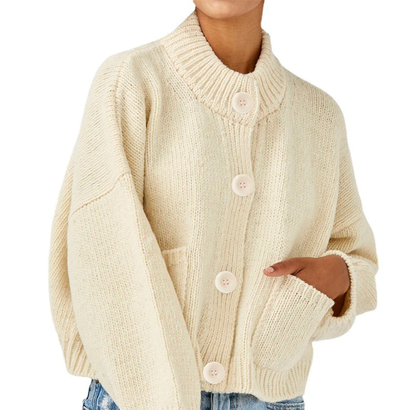 Damen Kurzer Boxy-Cardigan aus Grobstrick mit hoher Knopfleiste und Eingrifftaschen Drune