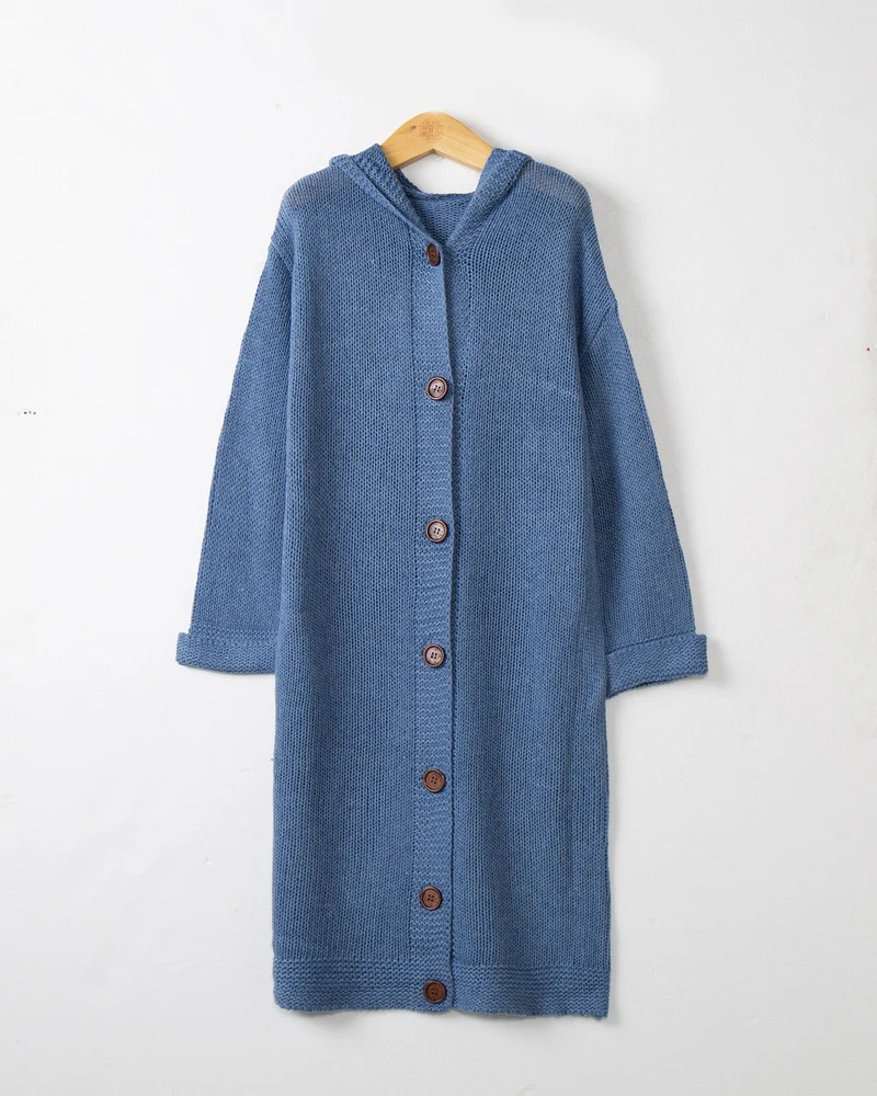 Damen Kapuzen-Longcardigan aus mitteldickem Rippstrick mit durchgehender Knopfleiste und lockerem Oversize-Schnitt Drune
