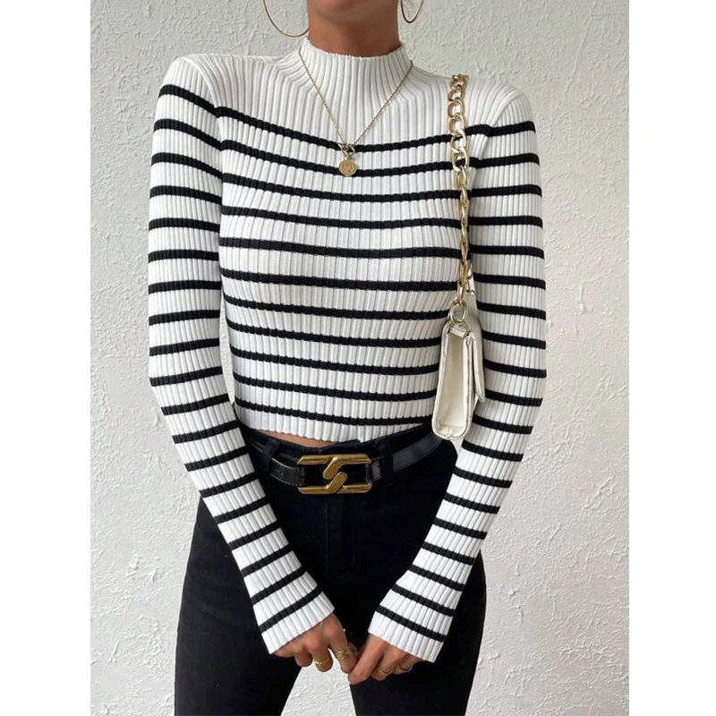 Damen Feinstrick-Pullover mit kurzem Stehkragen, Rippenstruktur und maritimen Streifen Drune
