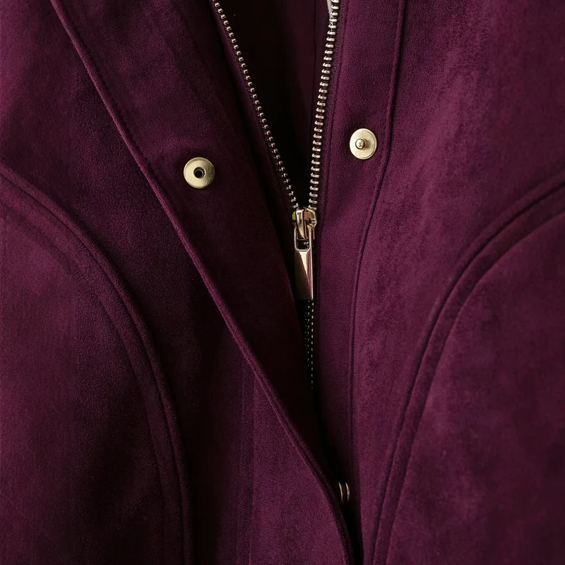 Damen Kurze Velours‑Optik‑Bomberjacke mit hohem Rippstehkragen und verdecktem Reißverschluss Drune