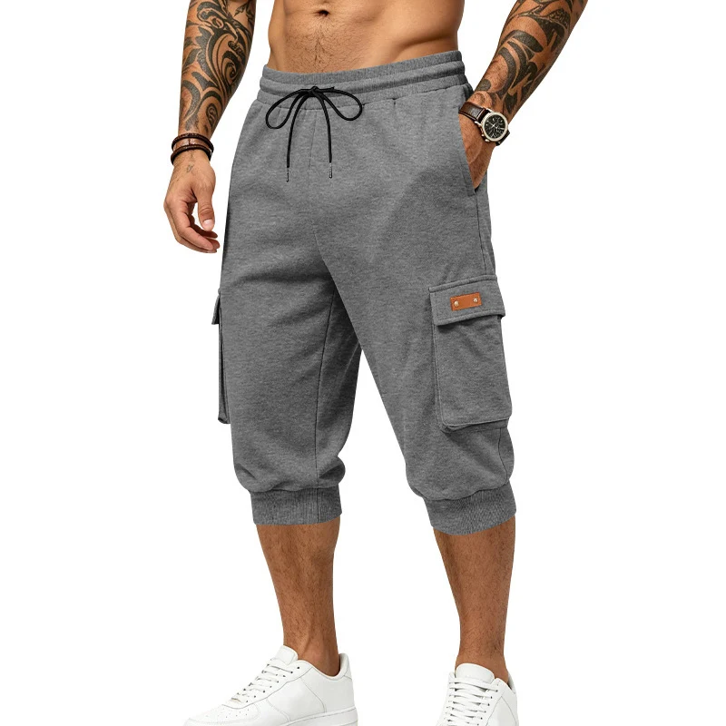 Herren Dreiviertel-Cargo-Jogginghose mit Kordelzug, aufgesetzten Taschen und Rippbündchen Drune