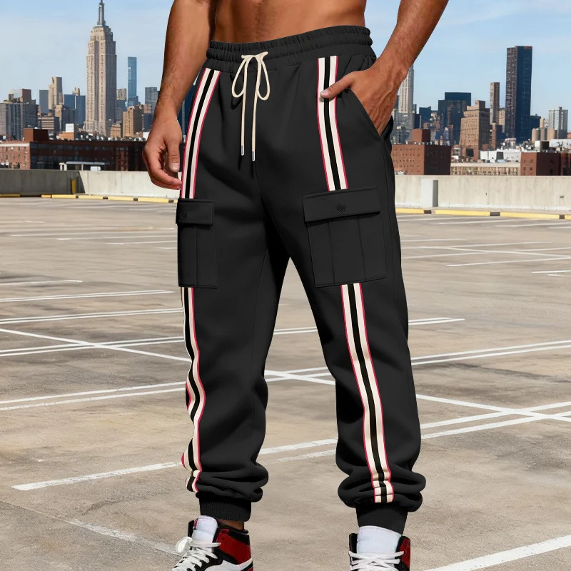 Herren Cargo-Jogginghose im Urban-Streetwear-Look mit Kontraststreifen und Klappentaschen Drune