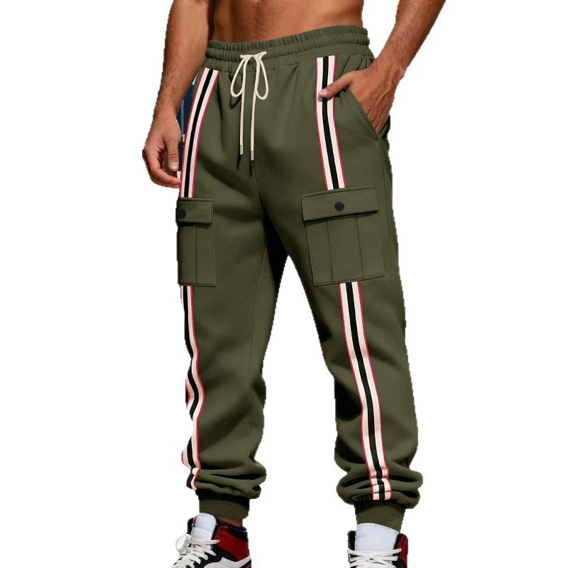 Herren Cargo-Jogginghose im Urban-Streetwear-Look mit Kontraststreifen und Klappentaschen Drune