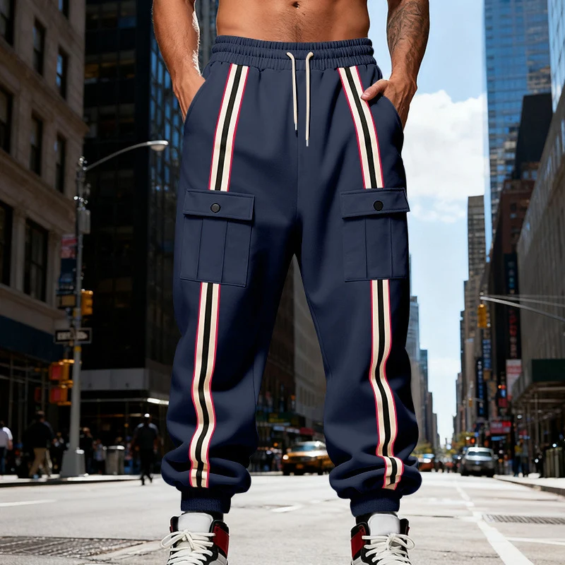 Herren Cargo-Jogginghose im Urban-Streetwear-Look mit Kontraststreifen und Klappentaschen Drune